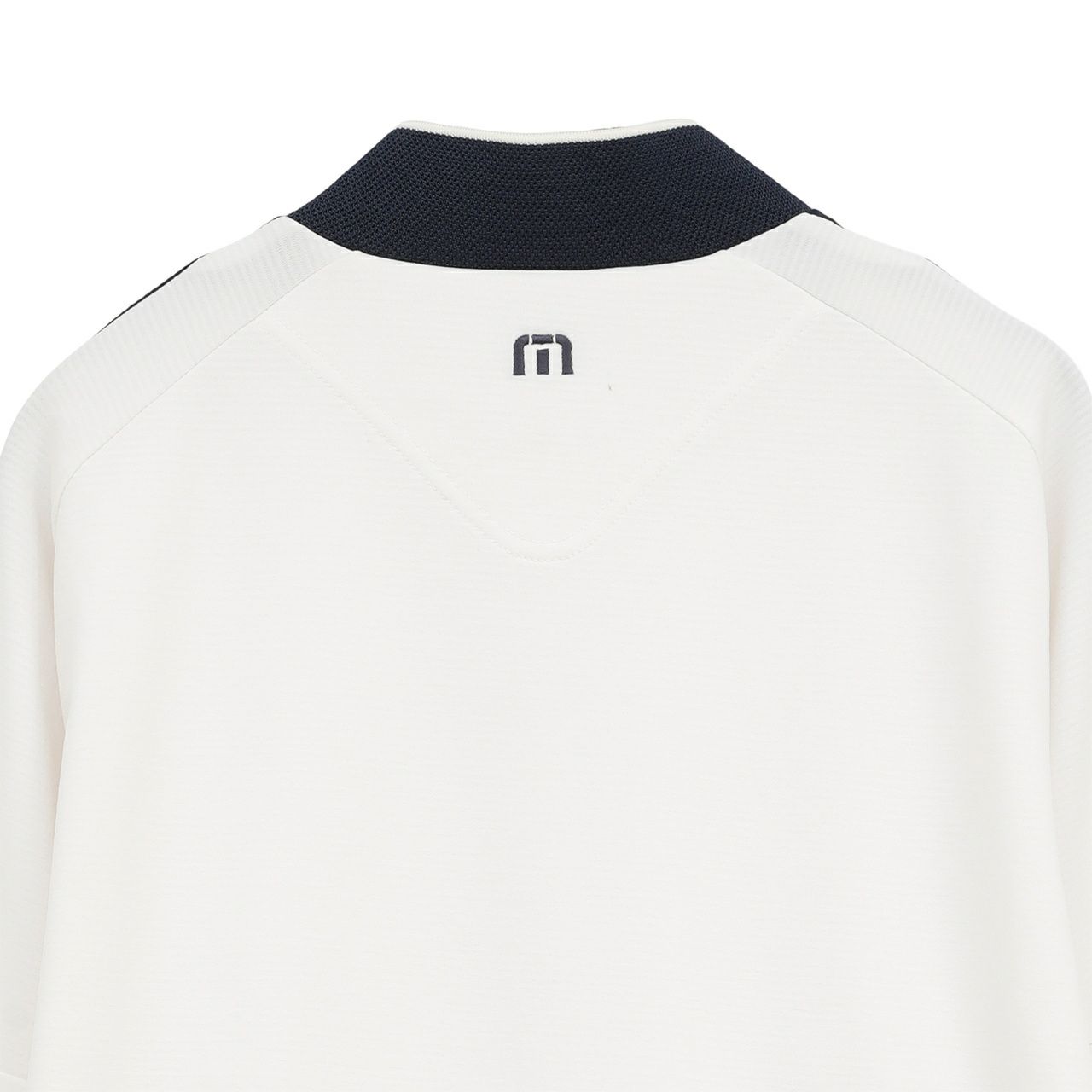 トラヴィスマシューのハイネックシャツ