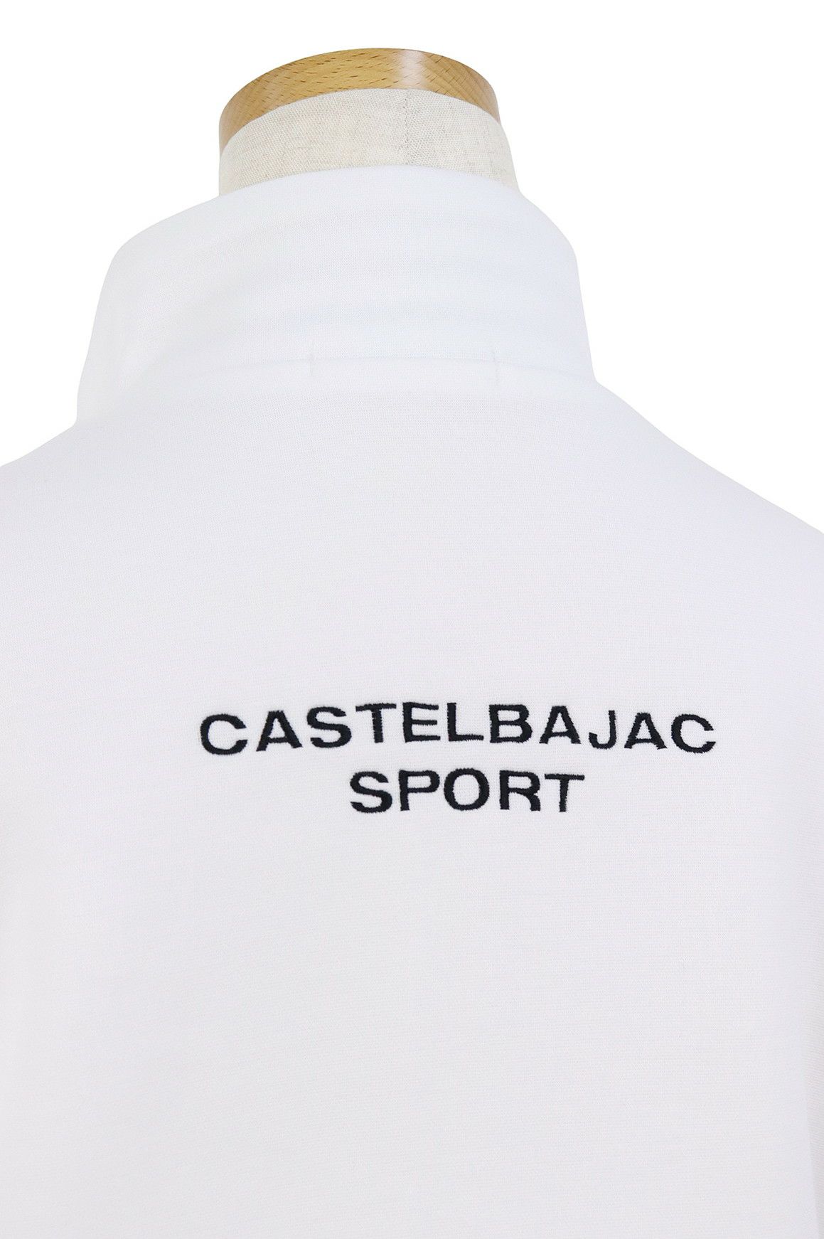 カステルバジャックスポーツのブルゾン