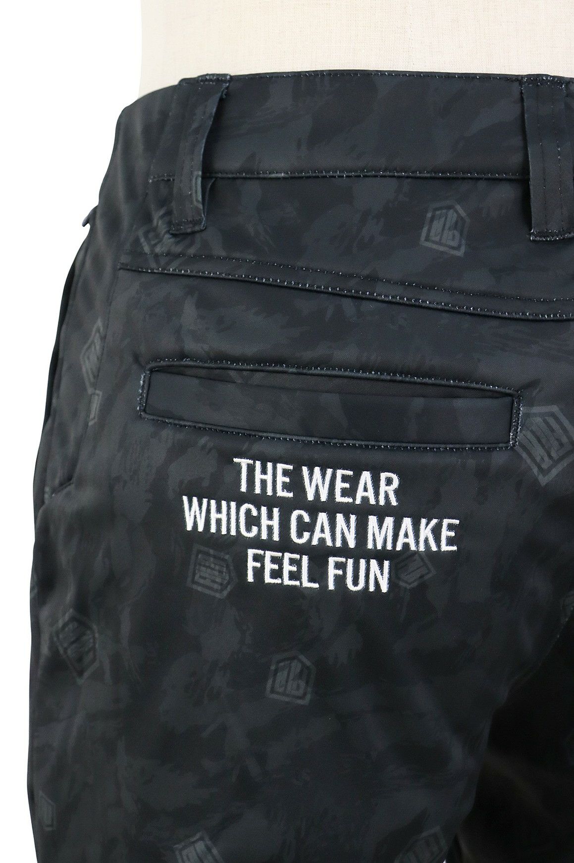 フィラゴルフのパンツ