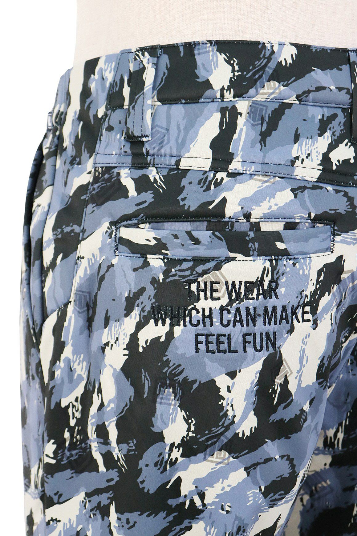 フィラゴルフのパンツ