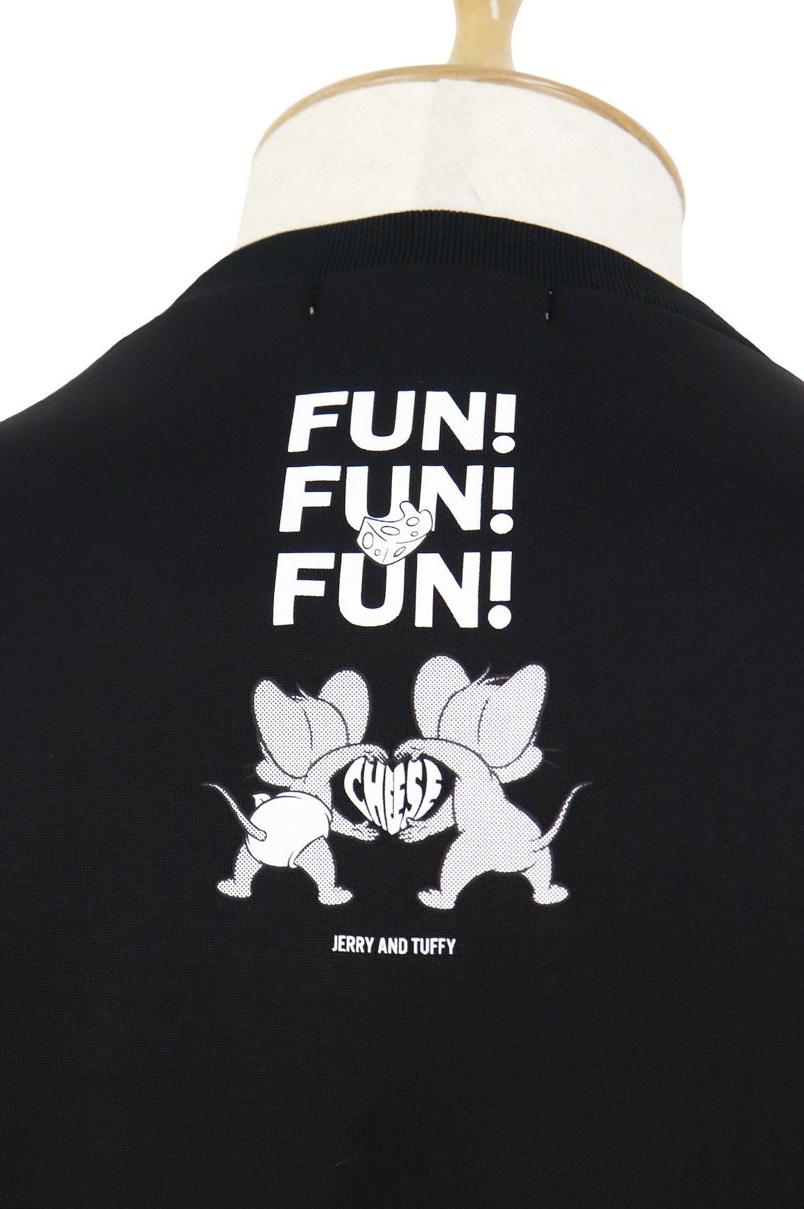 カステルバジャックのトレーナー