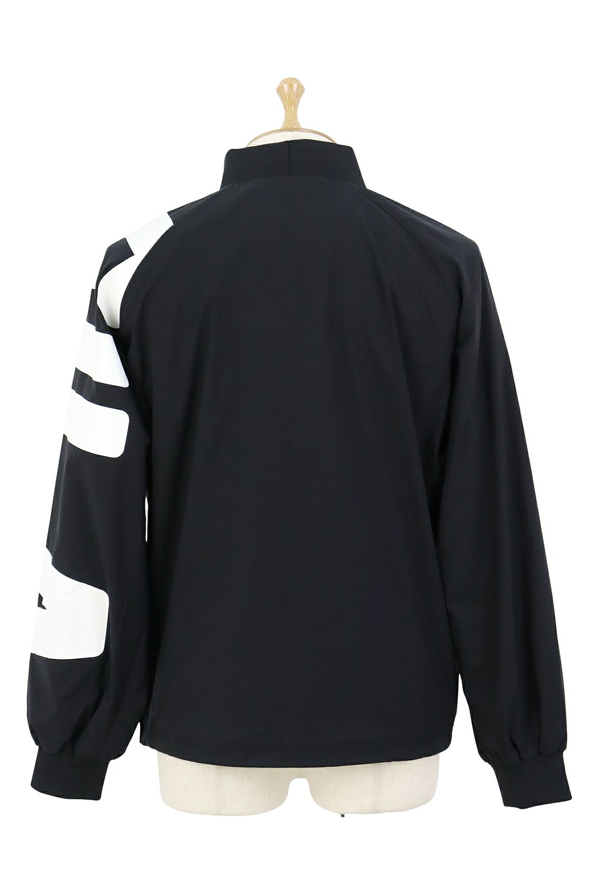 フィラのブルゾン