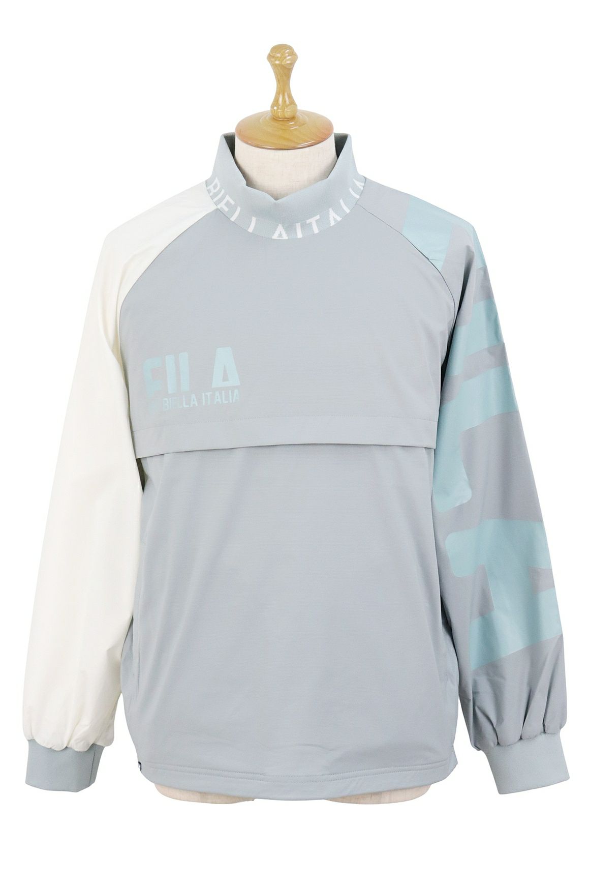 フィラのブルゾン