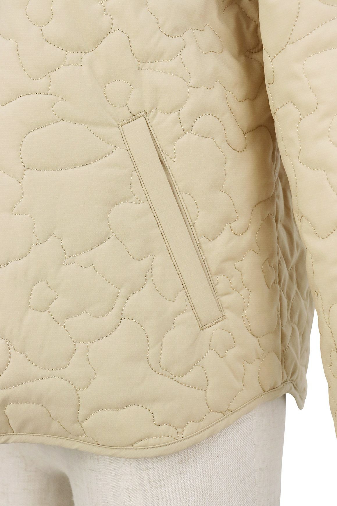 フィラのブルゾン