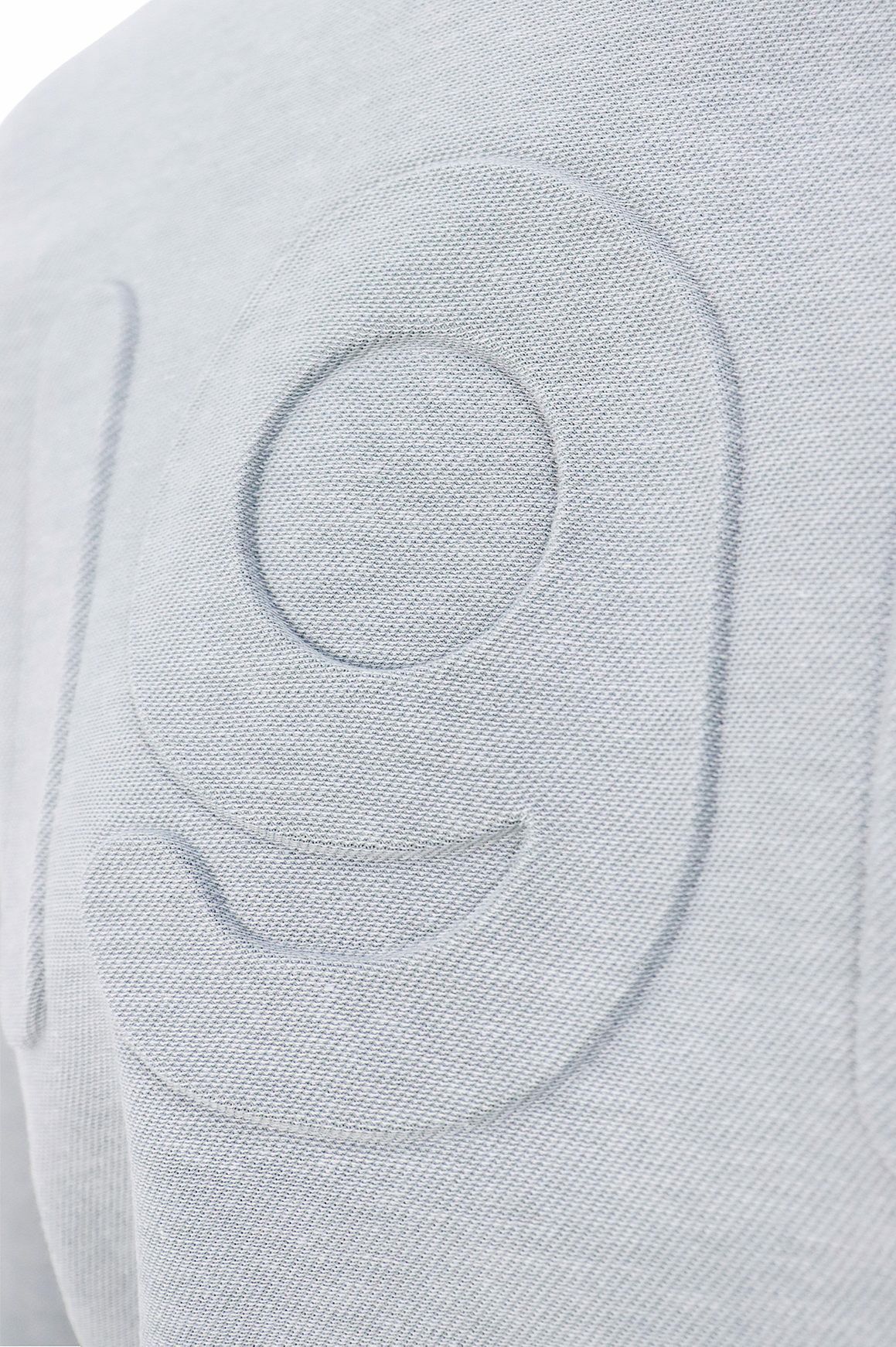 フィラのトレーナー