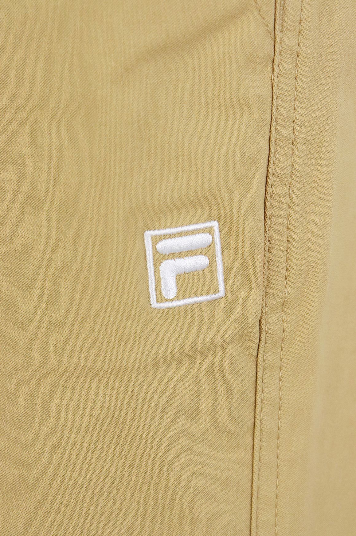 フィラのロングパンツ