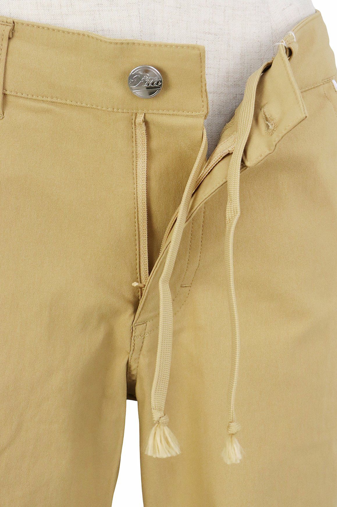 フィラのロングパンツ