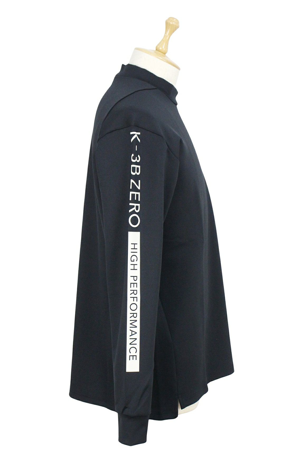 ケースリービーゼロのハイネックシャツ