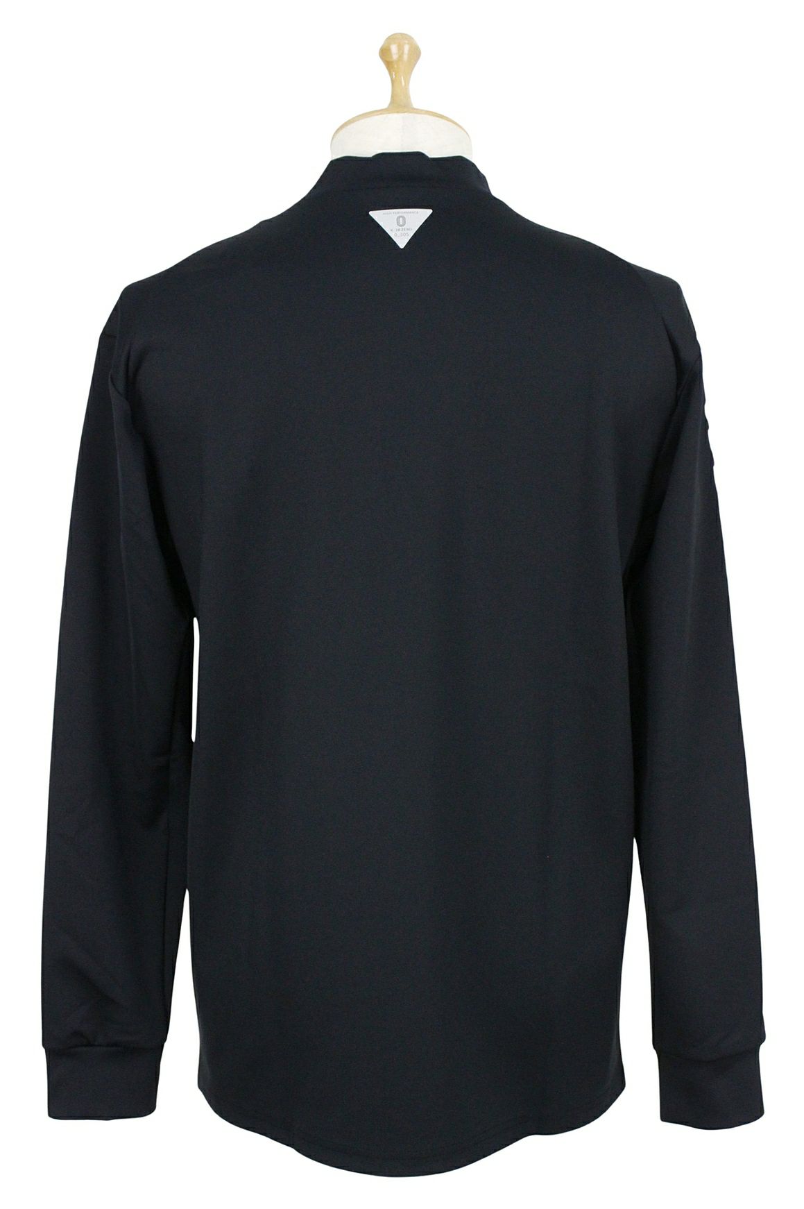 ケースリービーゼロのハイネックシャツ