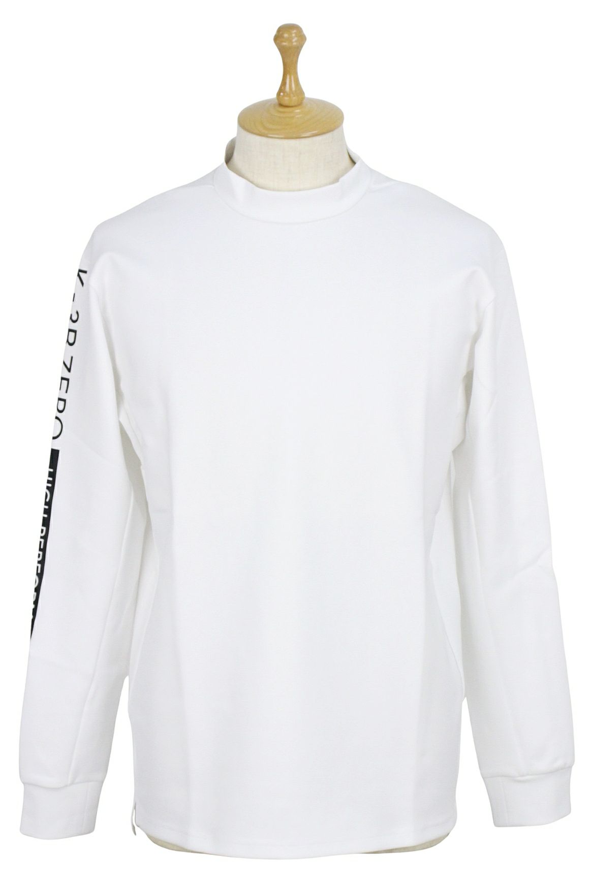 ケースリービーゼロのハイネックシャツ