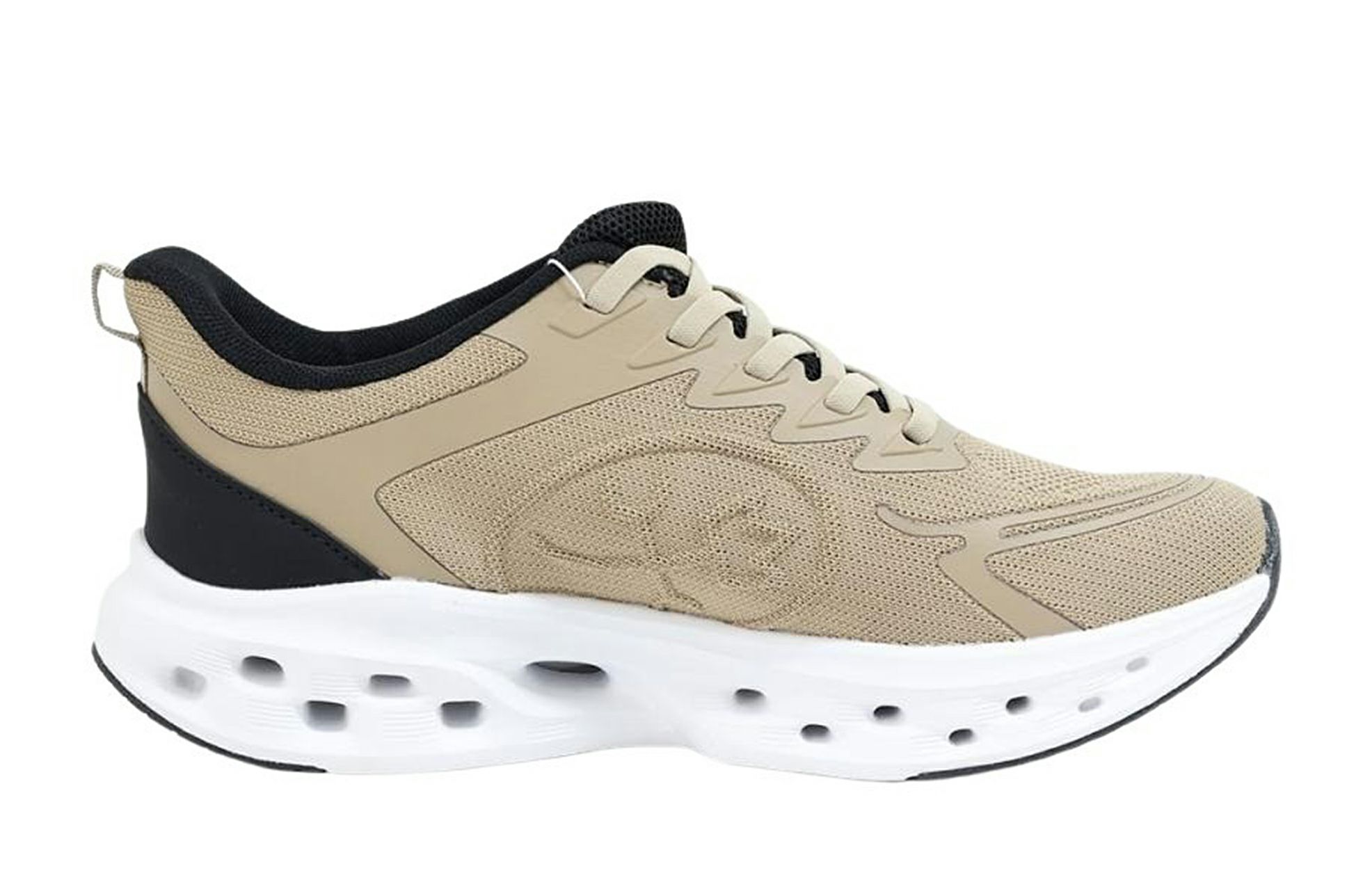 カステルバジャックスポーツのシューズ