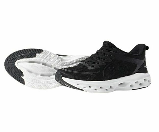 カステルバジャックスポーツのシューズ