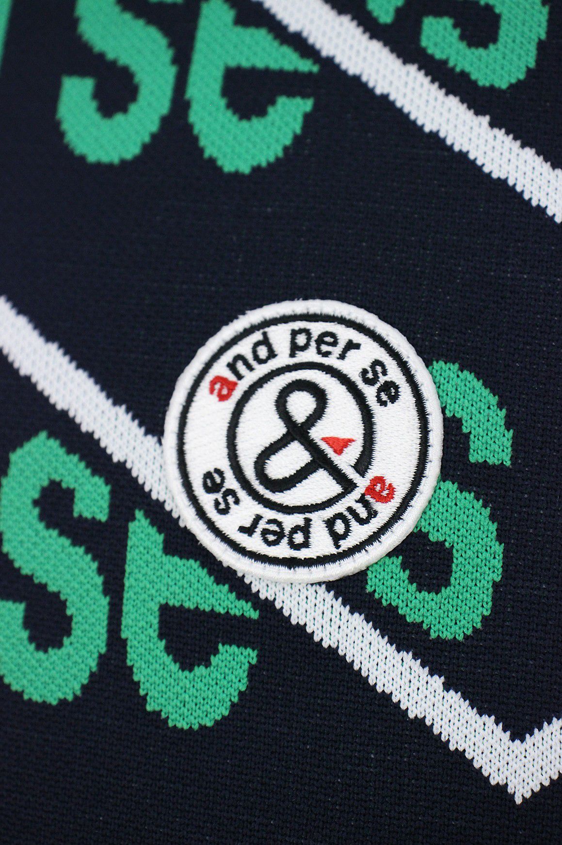 アンパスィのセーター