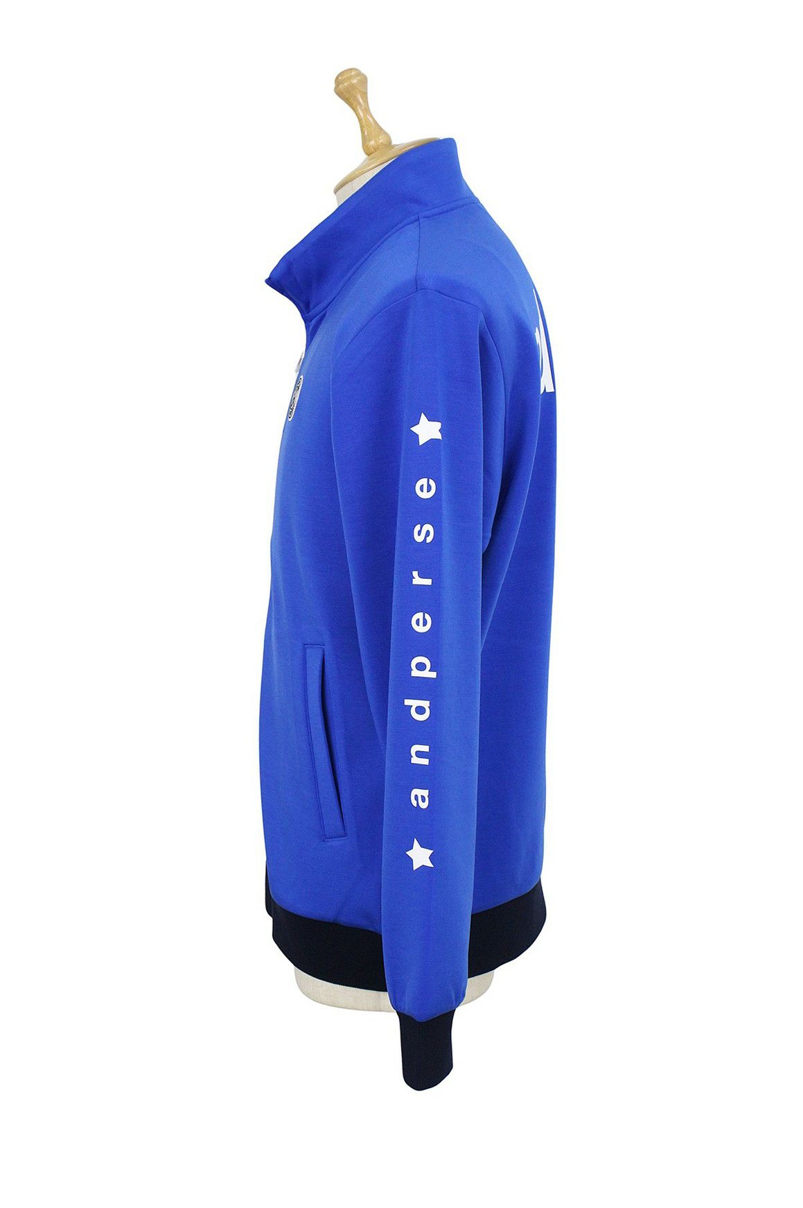 アンパスィのブルゾン