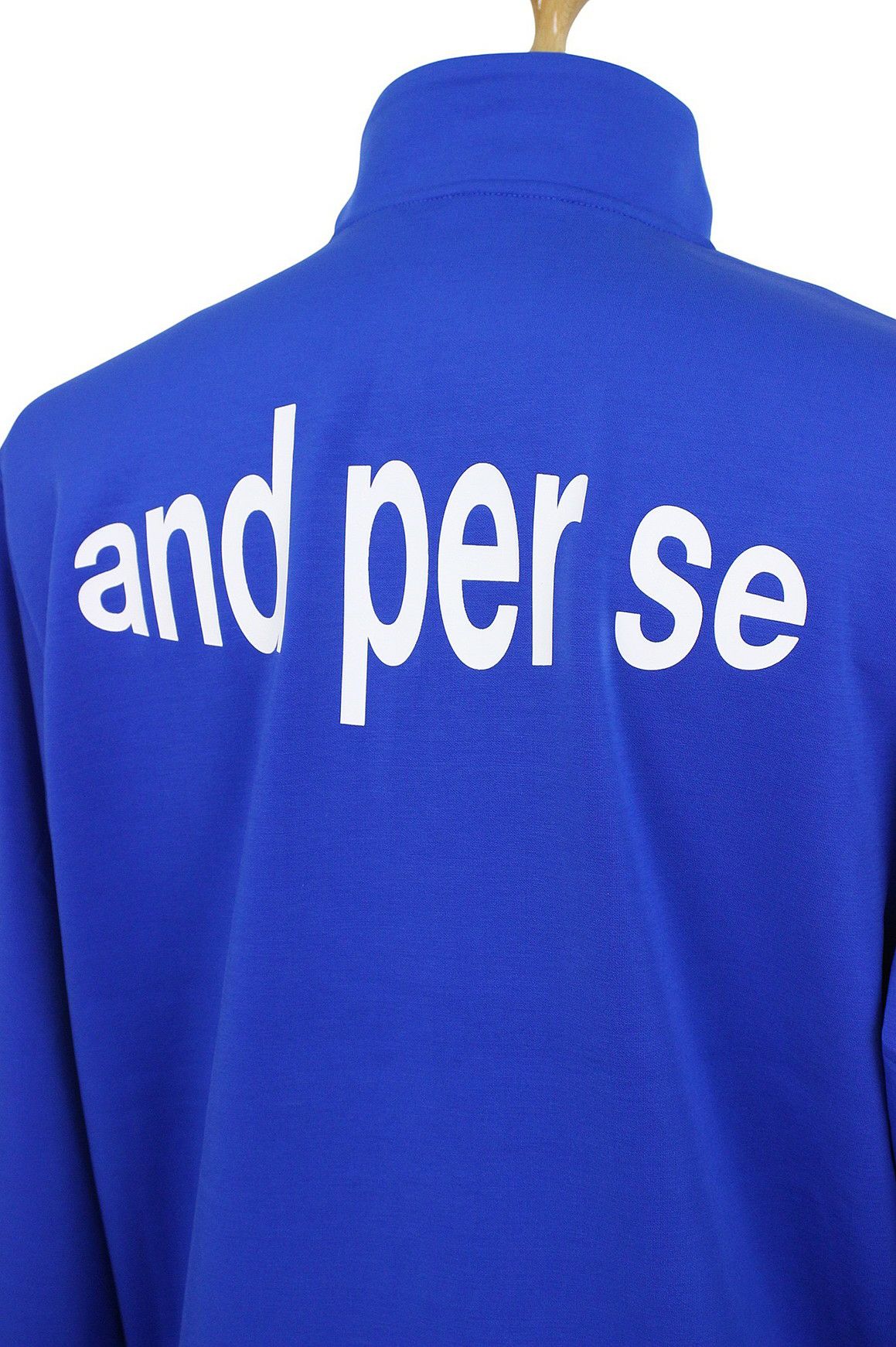 アンパスィのブルゾン