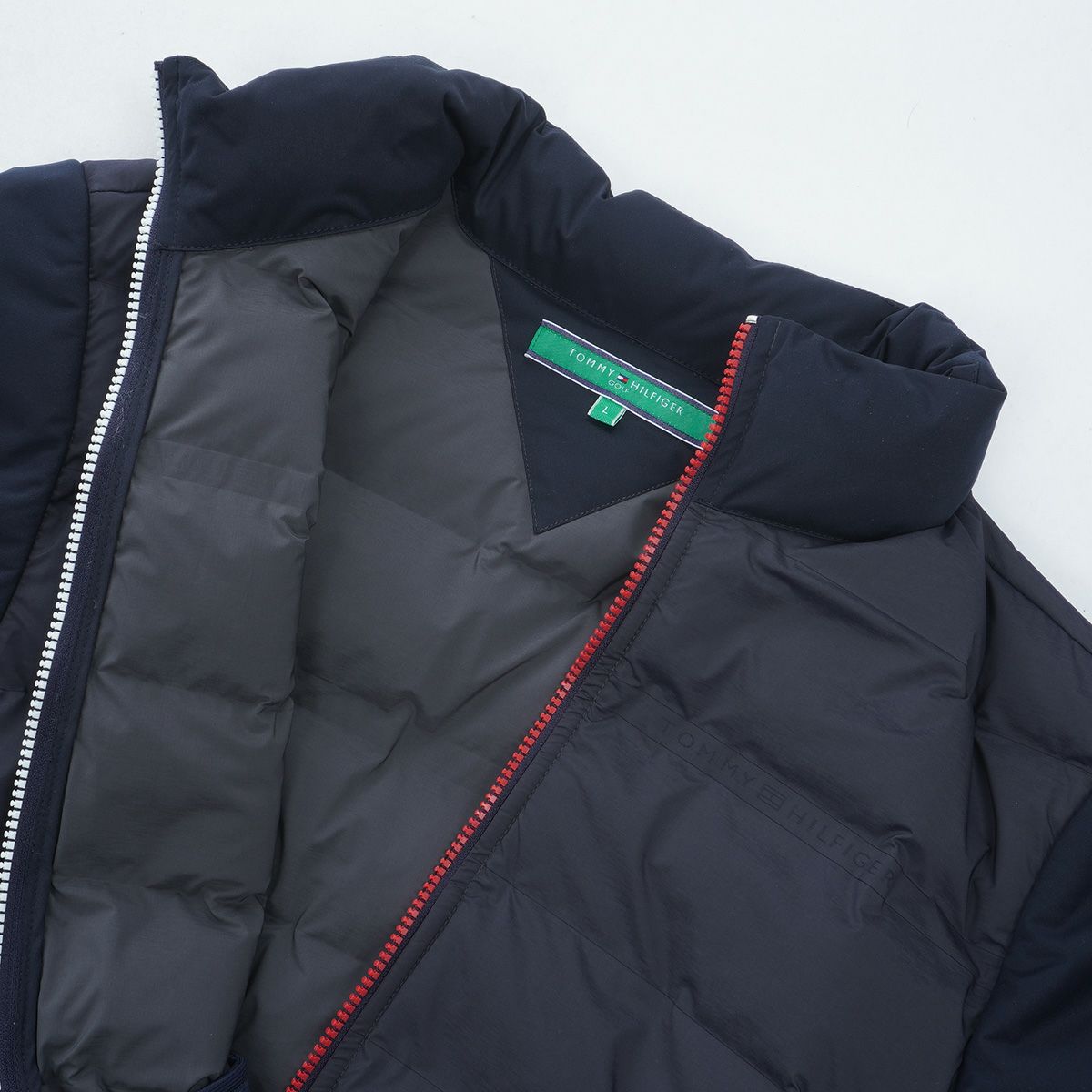 トミーヒルフィガーのブルゾン