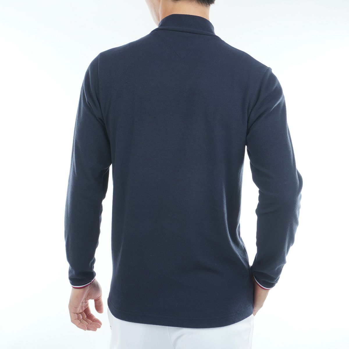 トミーヒルフィガーのハイネックシャツ