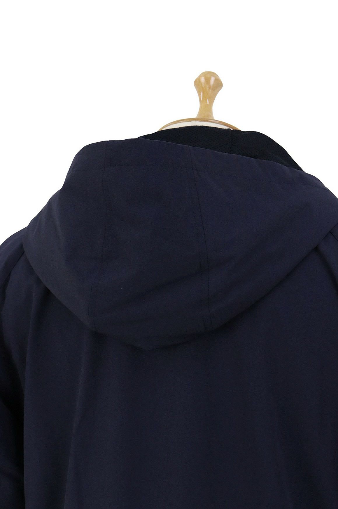 カステルバジャックスポーツのブルゾン