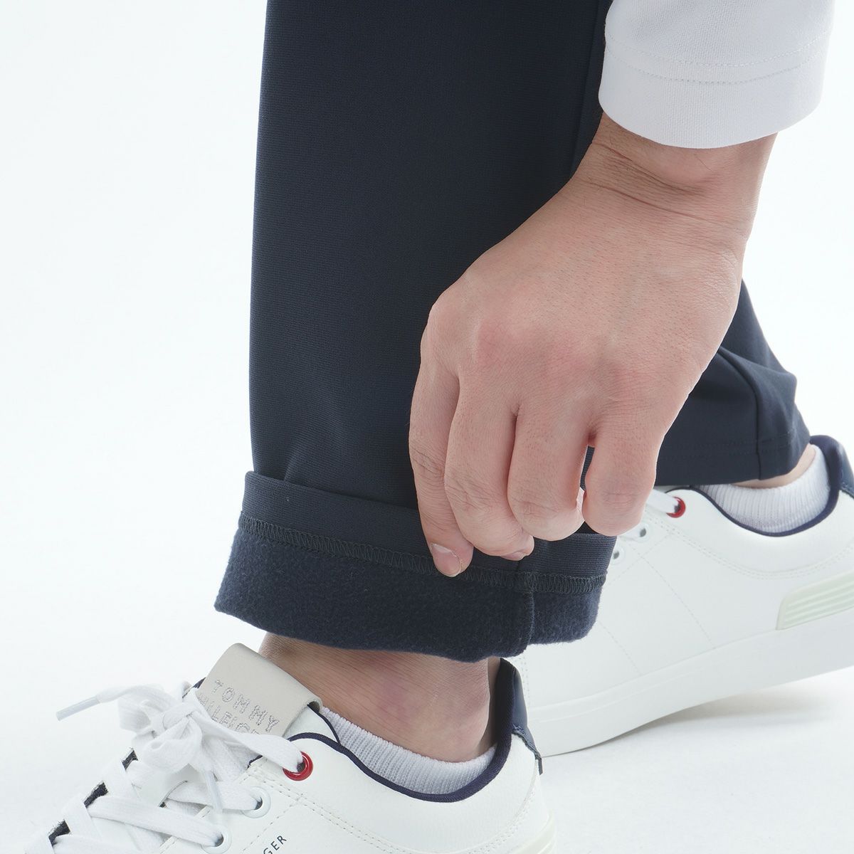 トミーヒルフィガーのパンツ