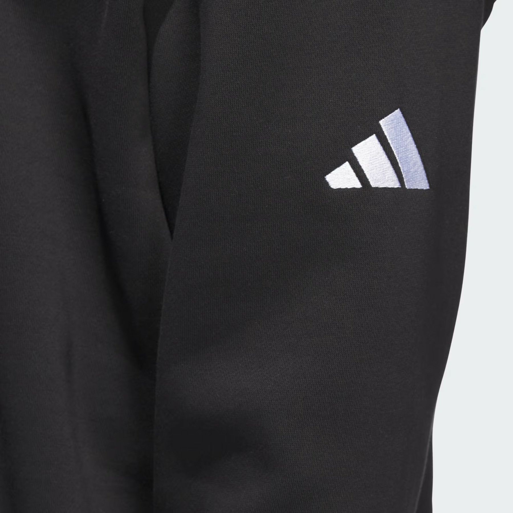 アディダスゴルフ日本正規品のパーカー