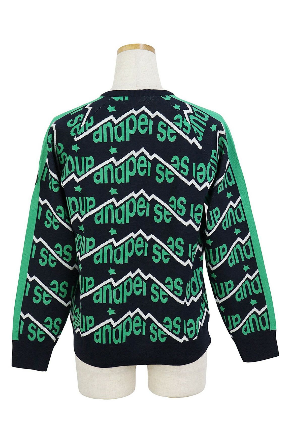 アンパスィのセーター