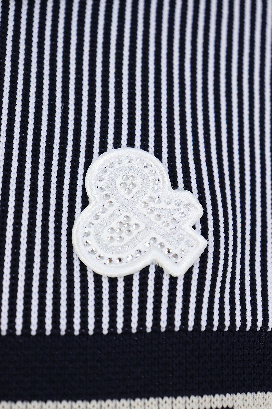 アンパスィのセーター