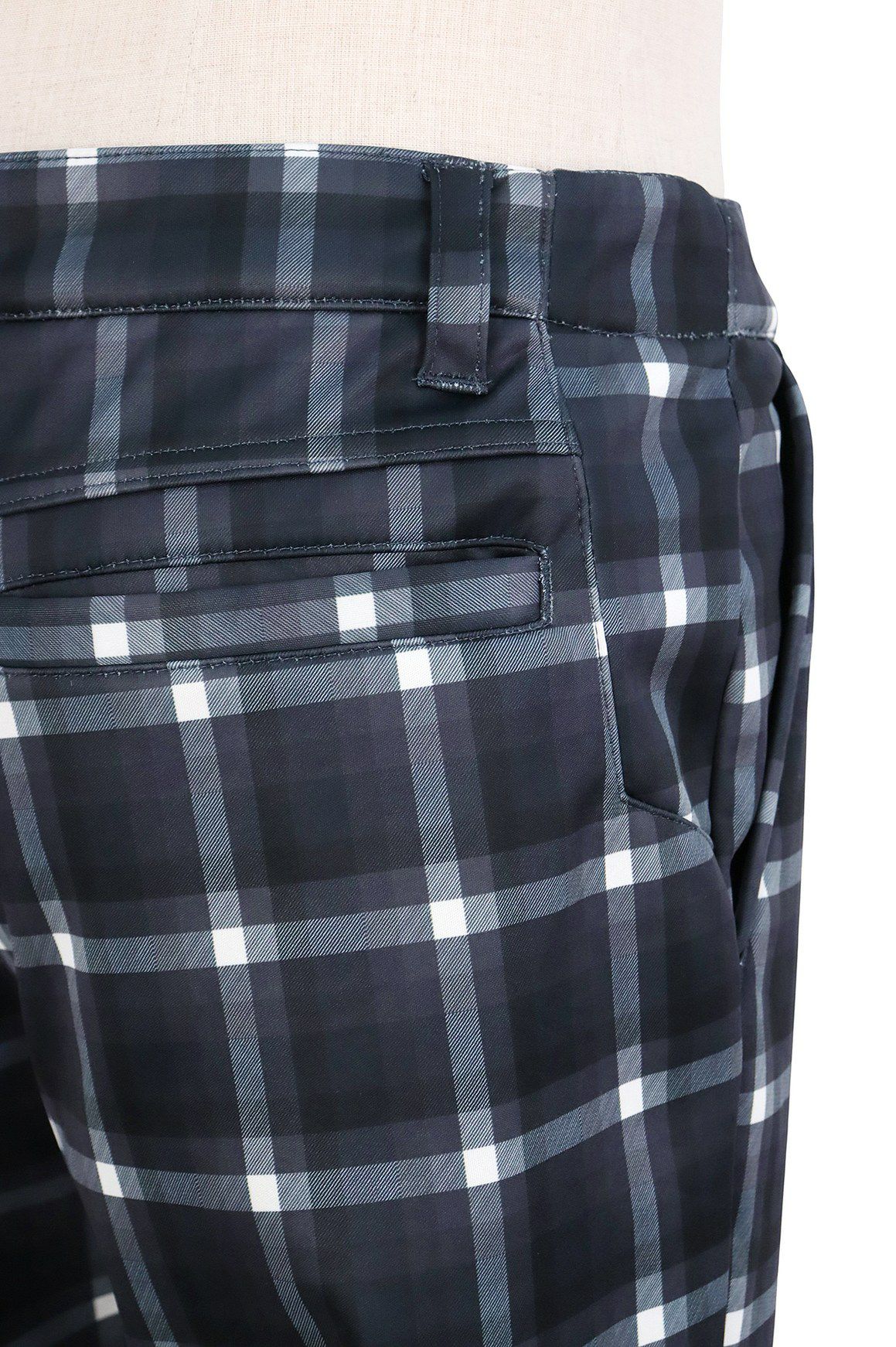 フィラのロングパンツ