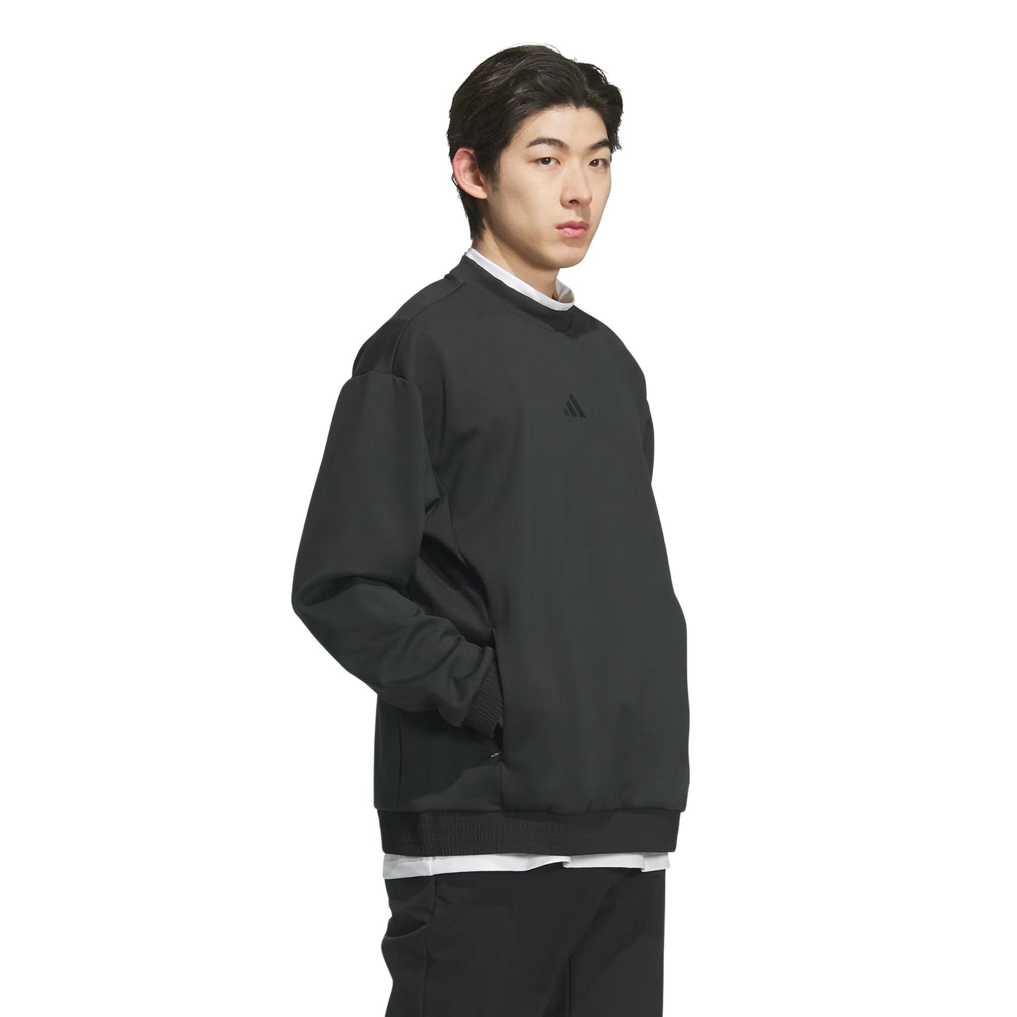 アディダスのトレーナー