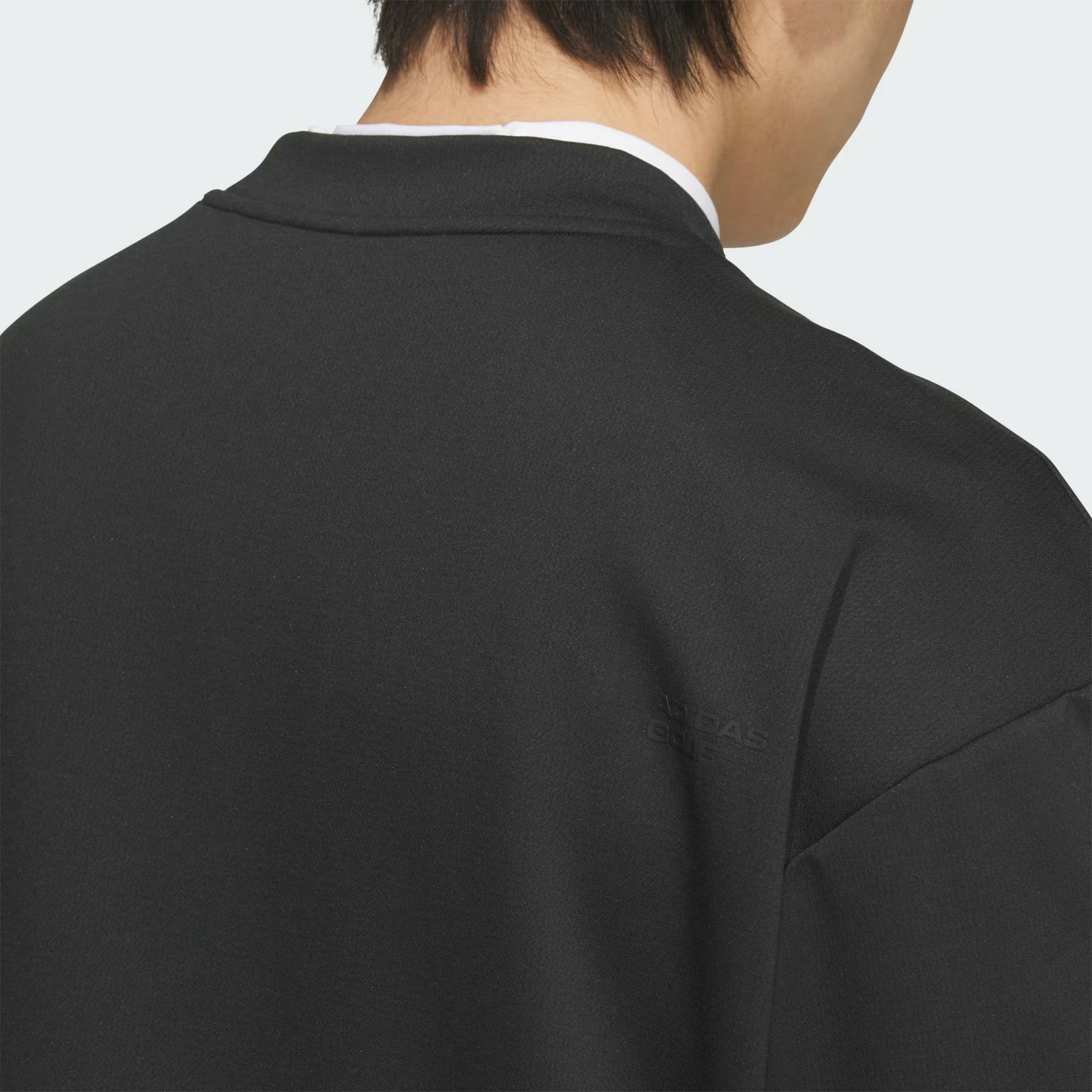 アディダスのトレーナー