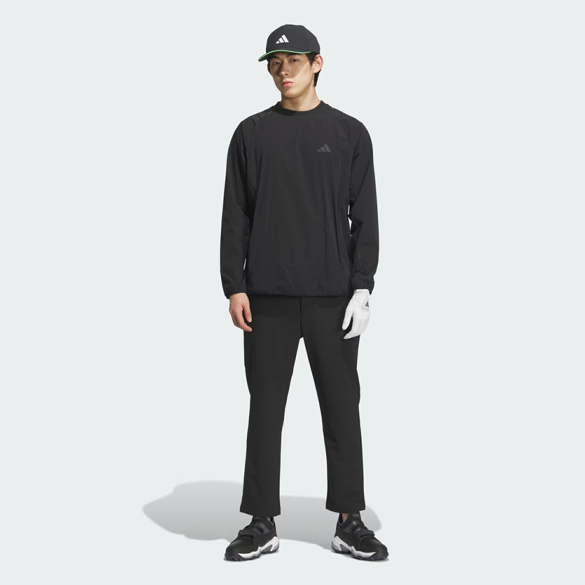 アディダスのブルゾン