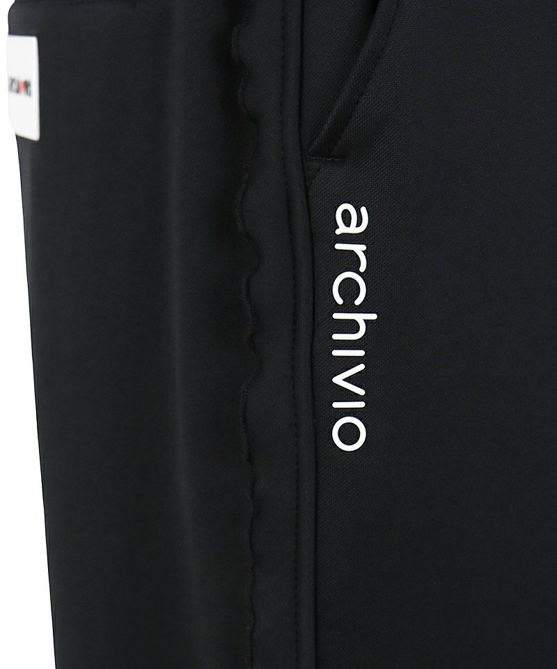 アルチビオのパンツ