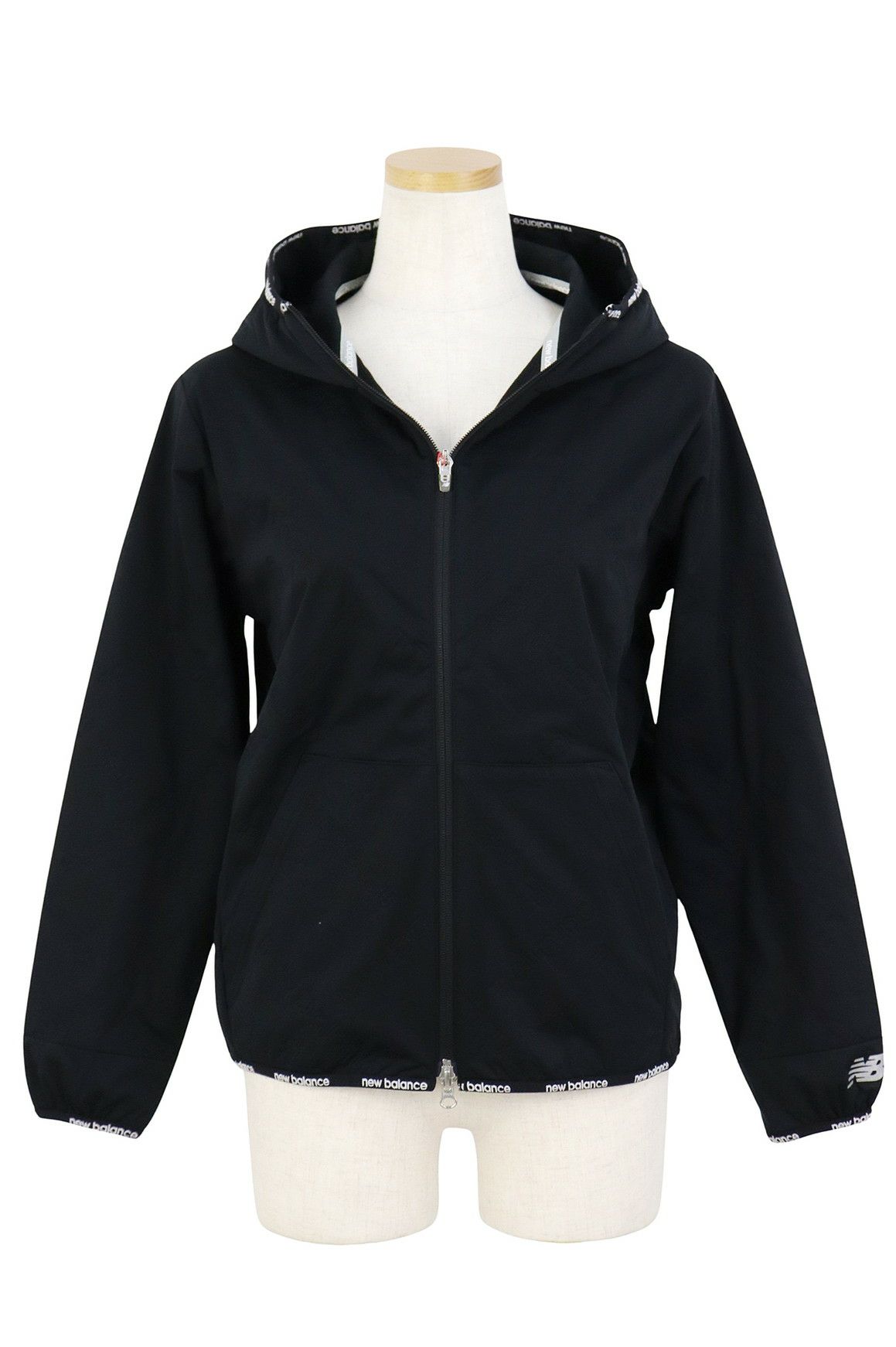 ニューバランスゴルフのブルゾン