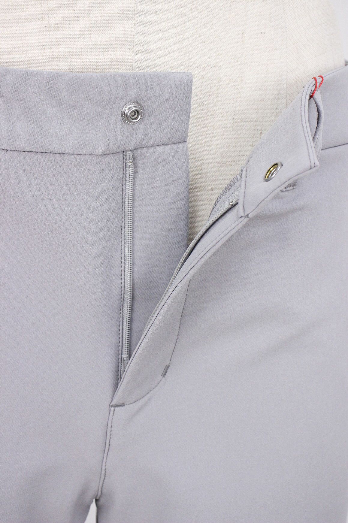 ニューバランスゴルフのパンツ