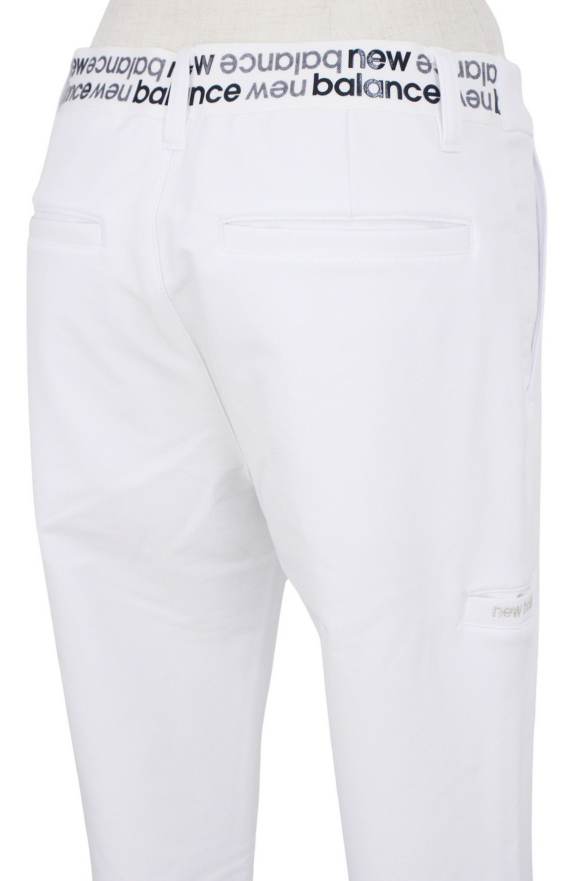 ニューバランスゴルフのパンツ