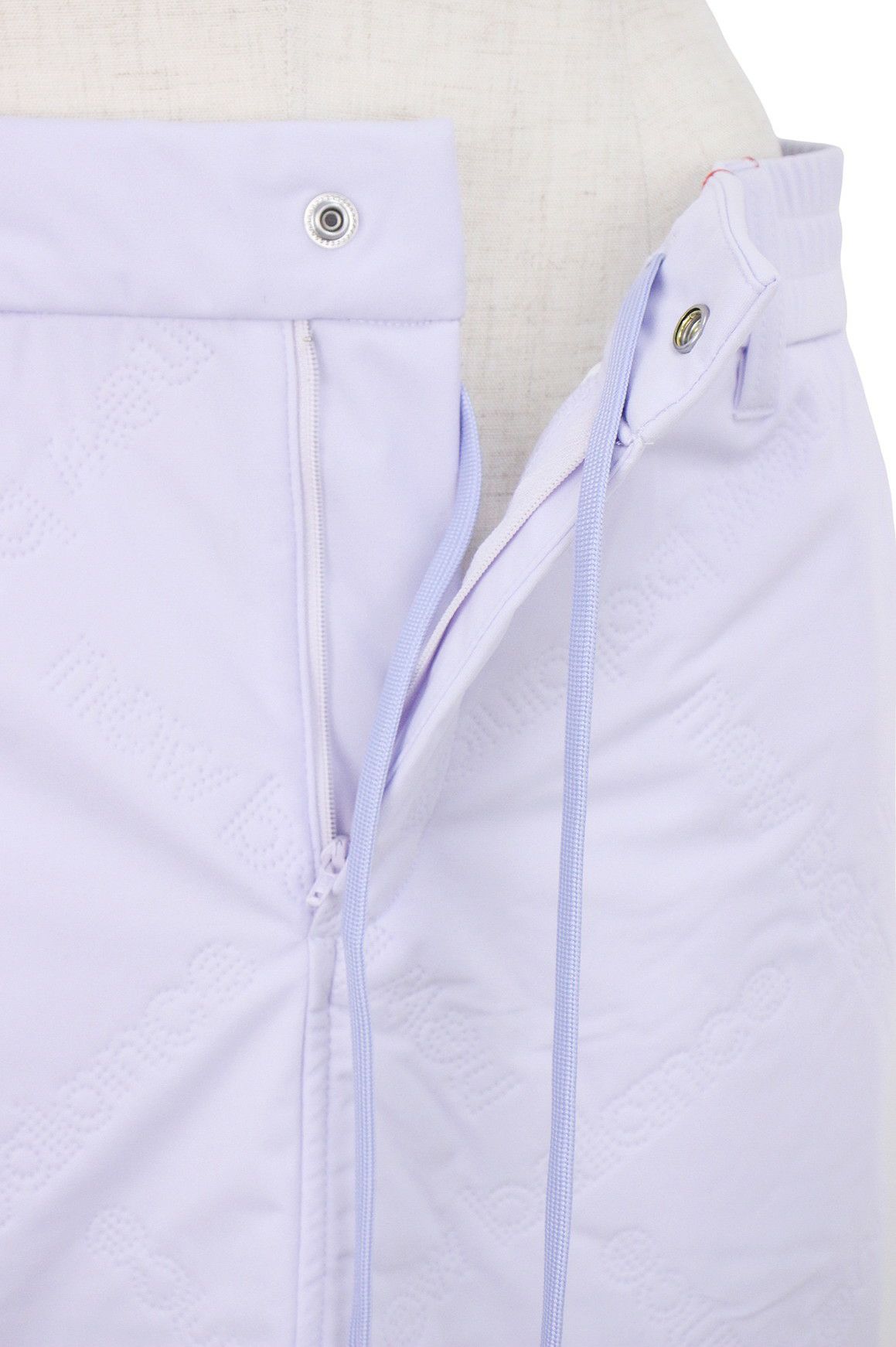 ニューバランスゴルフのスカート