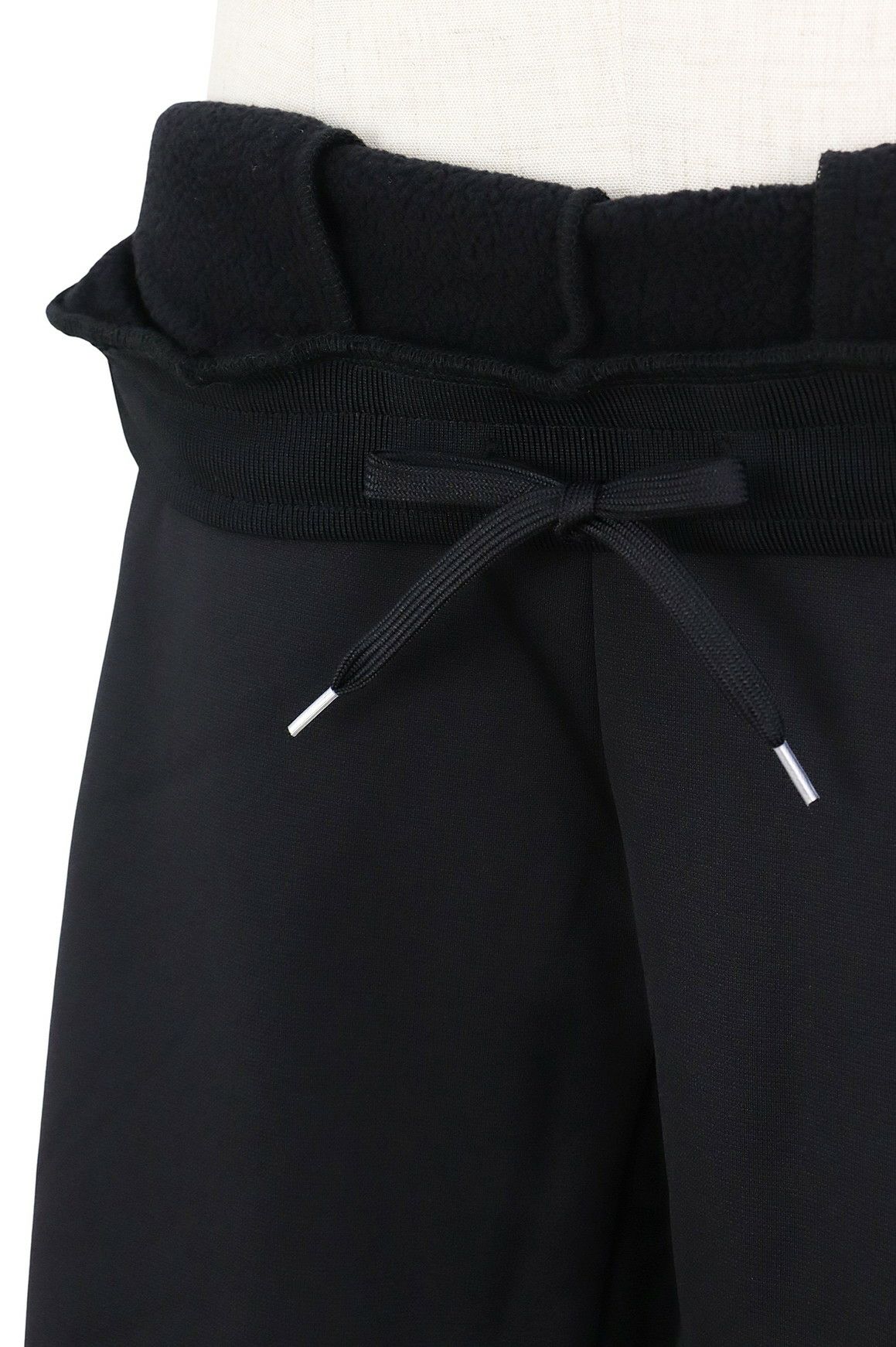 ニューバランスゴルフのパンツ