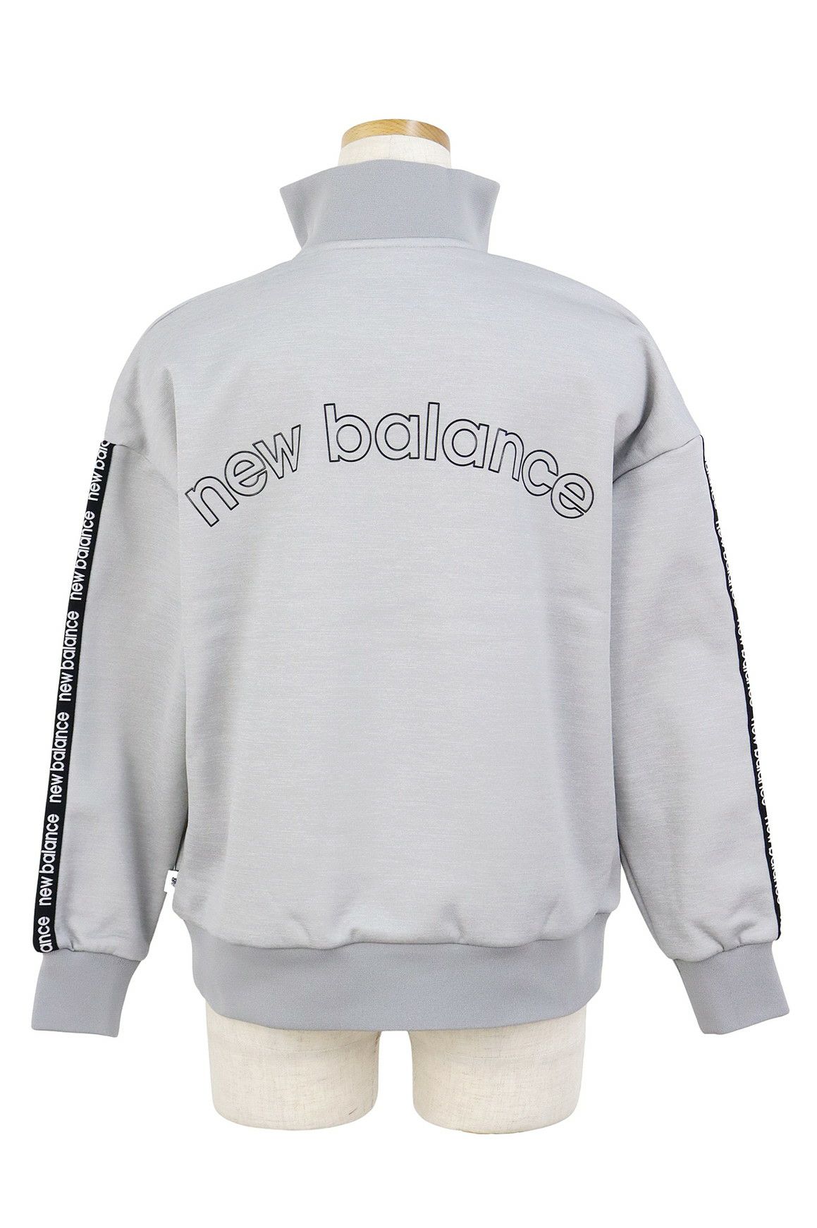 ニューバランスゴルフのトレーナー