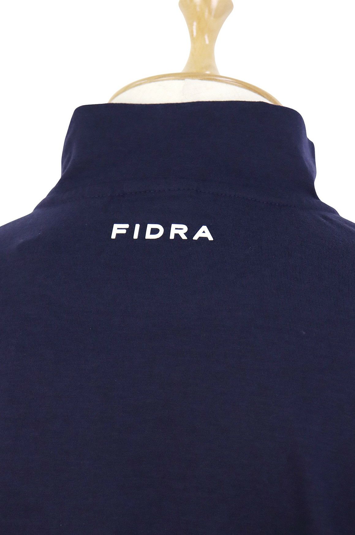 フィドラのハイネックシャツ