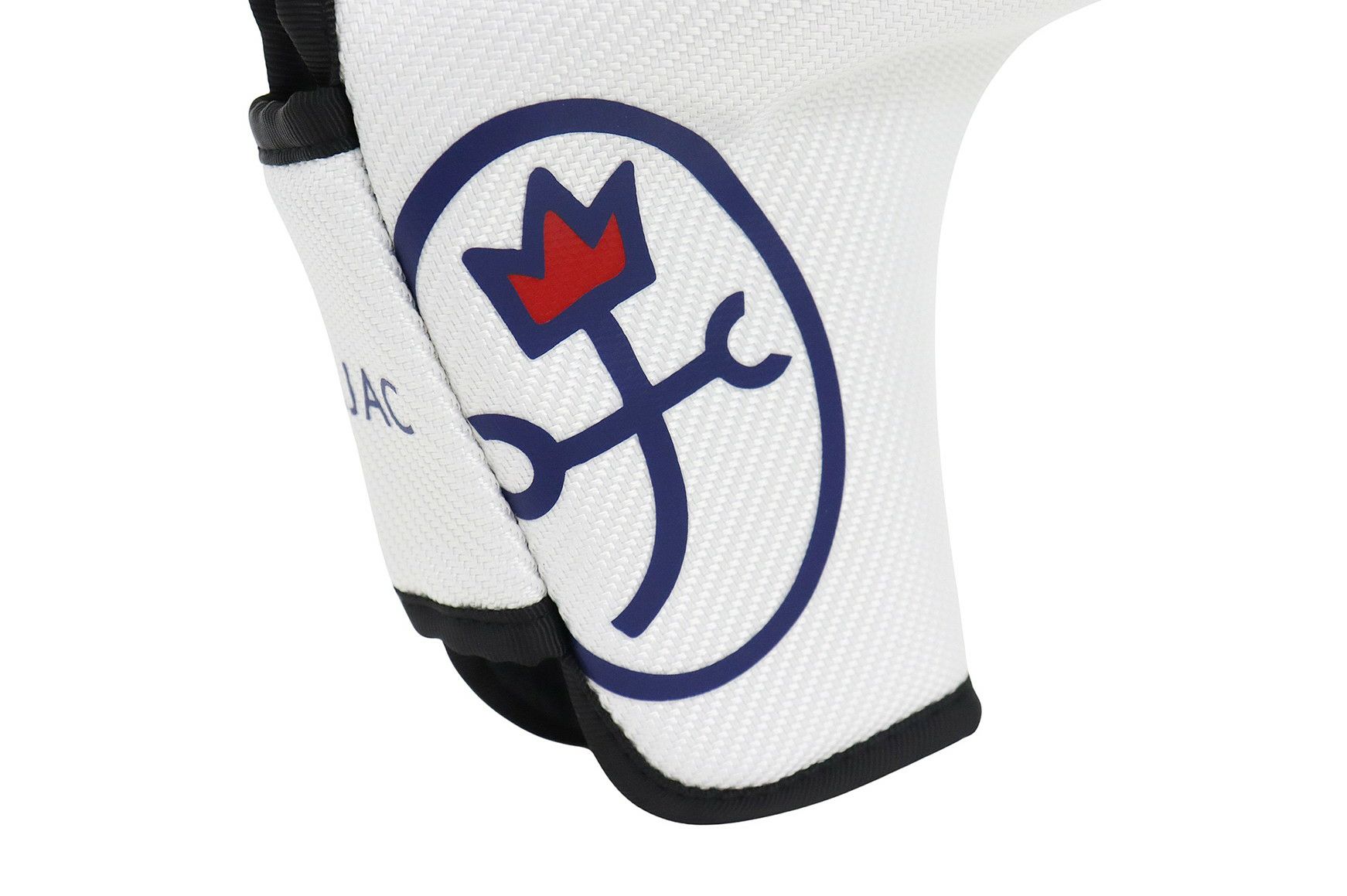 カステルバジャックのヘッドカバー