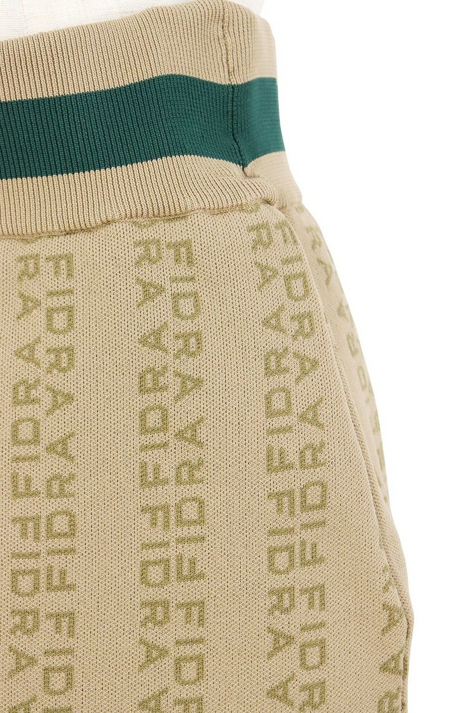 フィドラのスカート