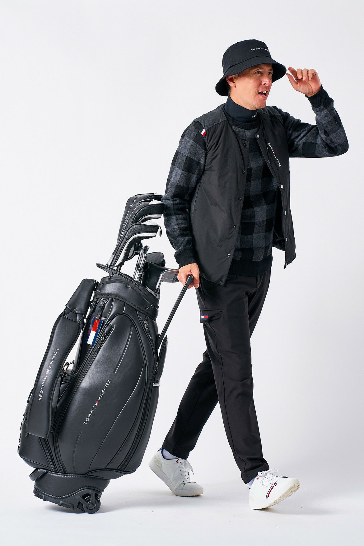 トミーヒルフィガーゴルフ日本正規品のキャディバッグ