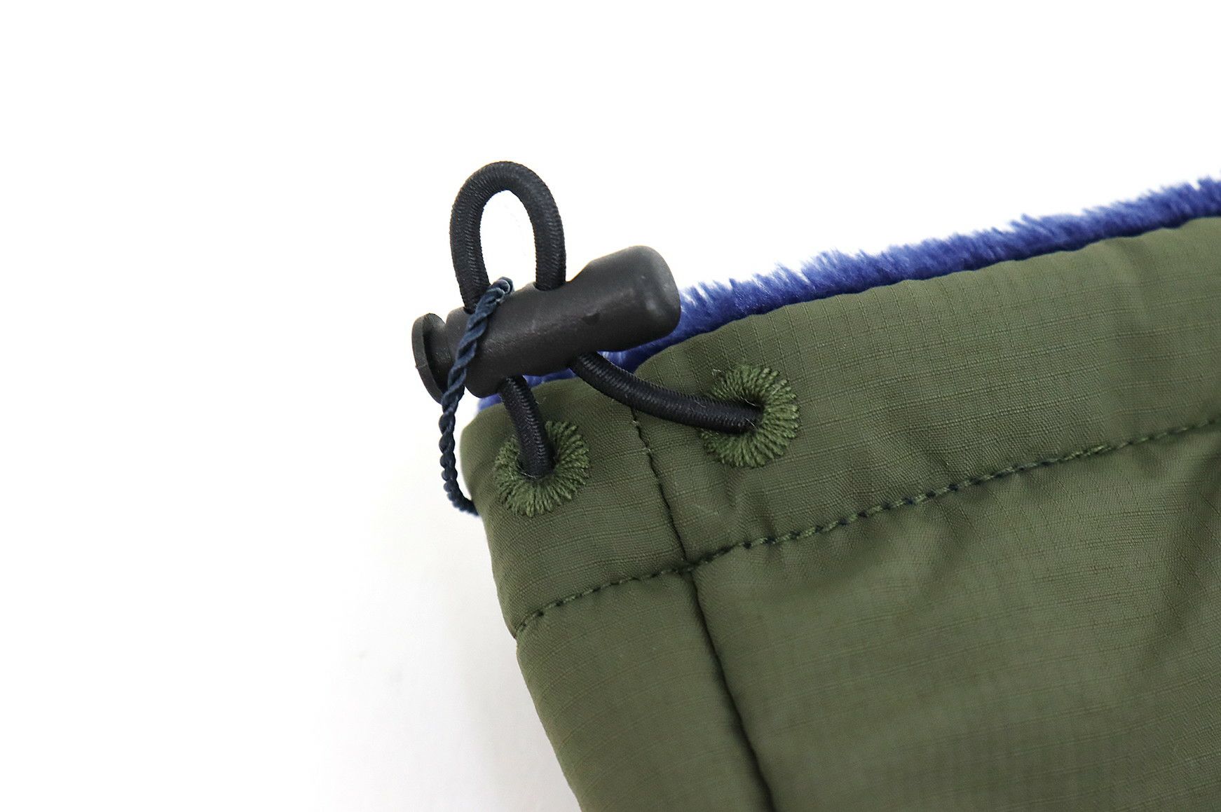 フィドラのネックウォーマー