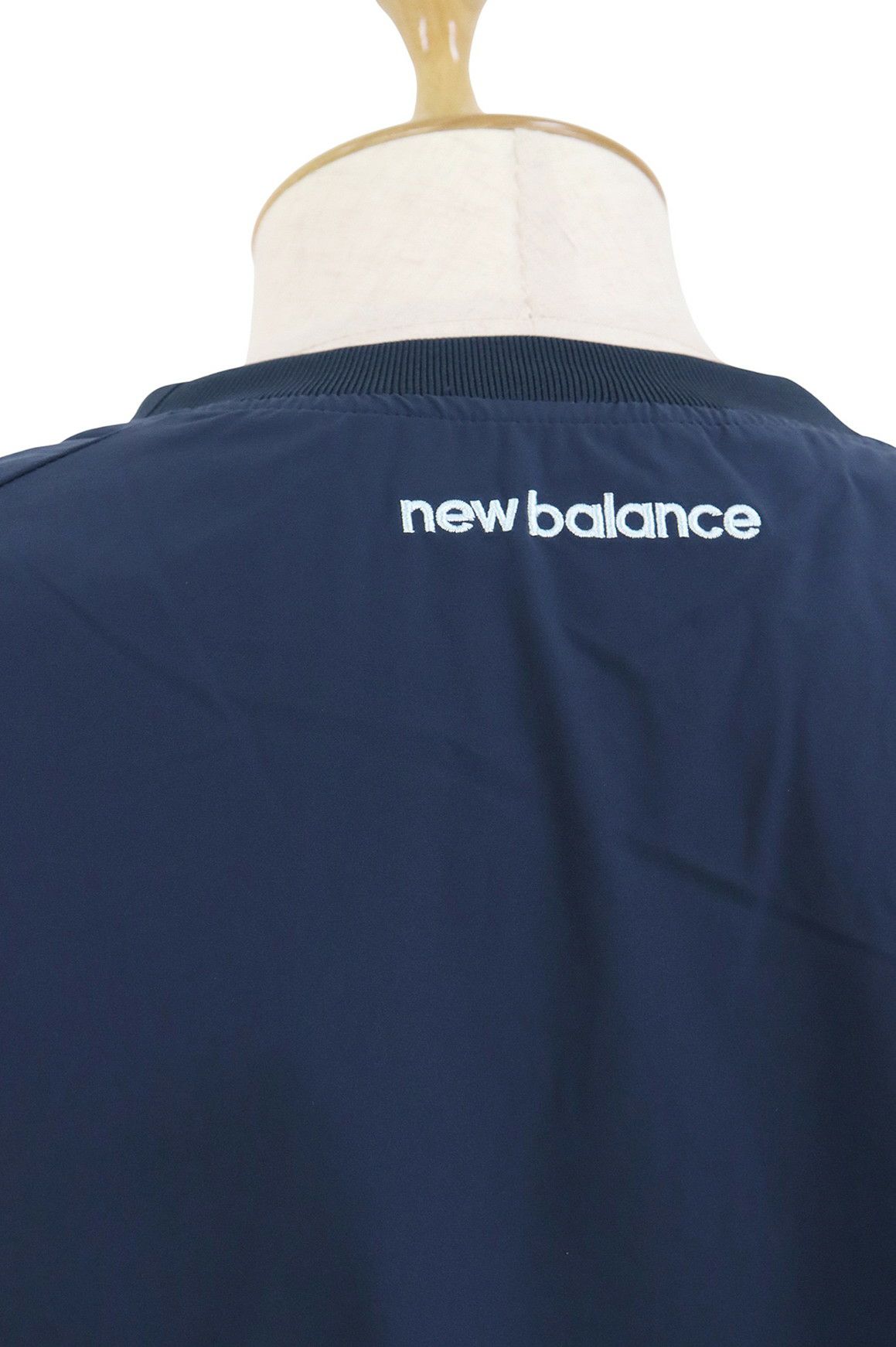 ニューバランスゴルフのブルゾン