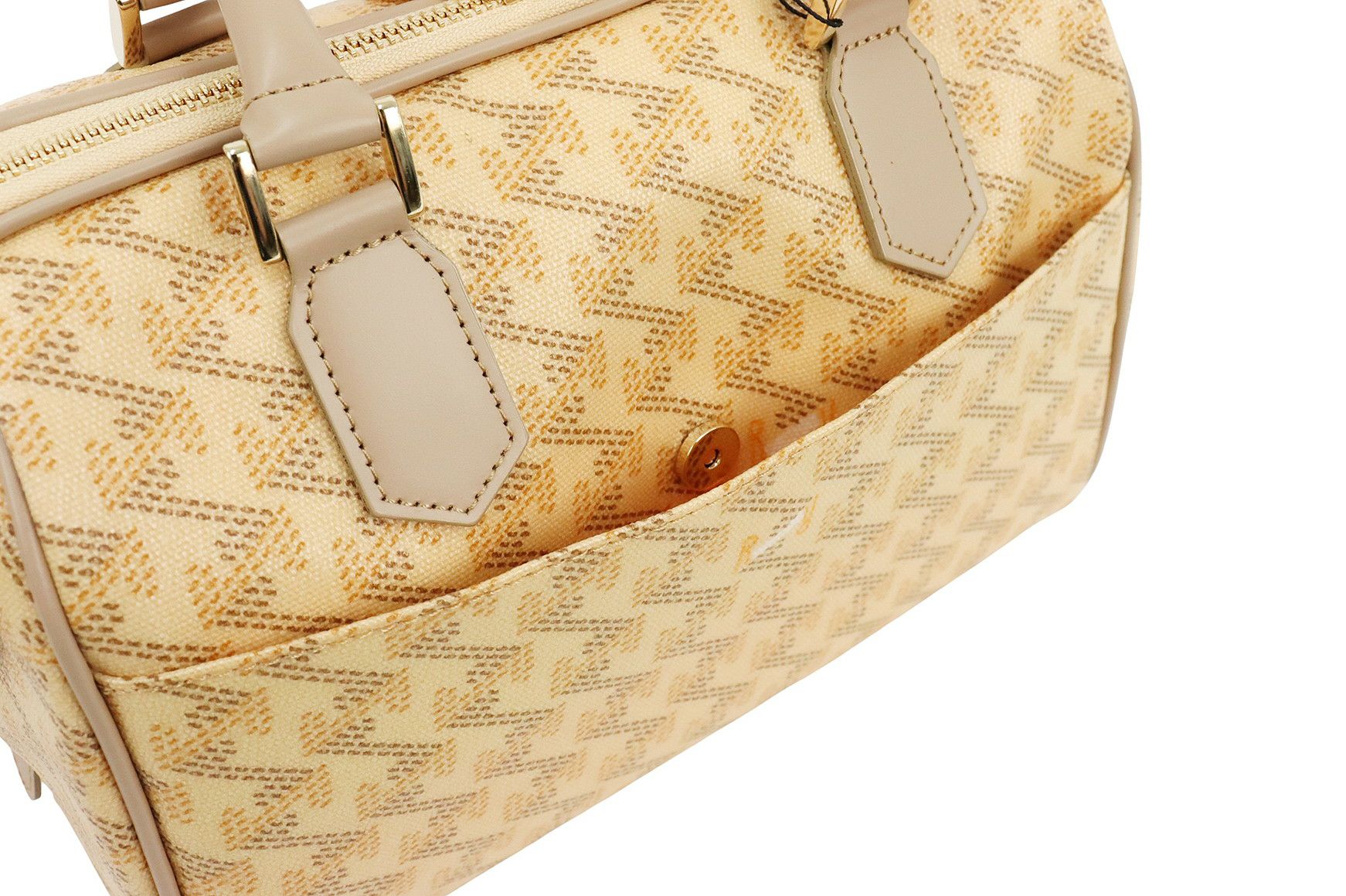 レザレクションのカートバッグ