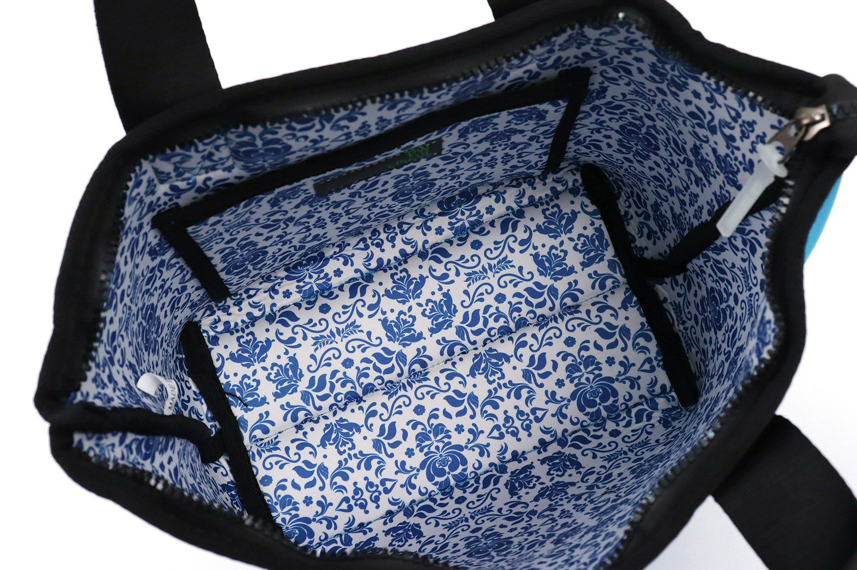 ピーダブリュサーキュラスのカートバッグ