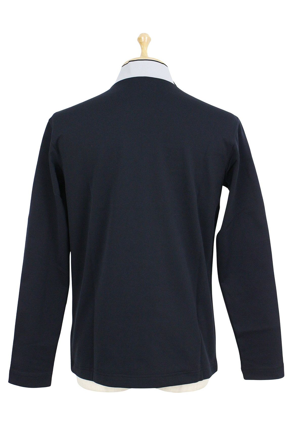 ニューバランスゴルフのハイネックシャツ