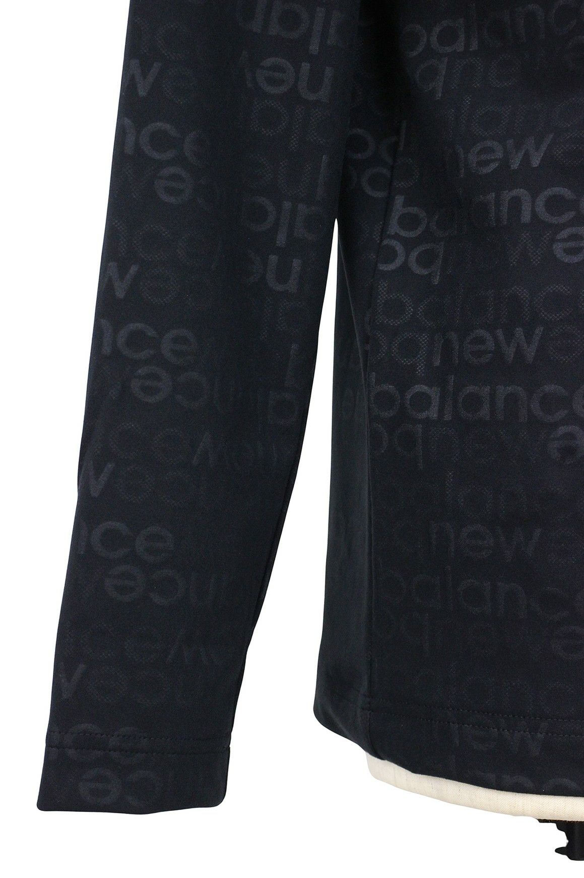 ニューバランスゴルフのポロシャツ