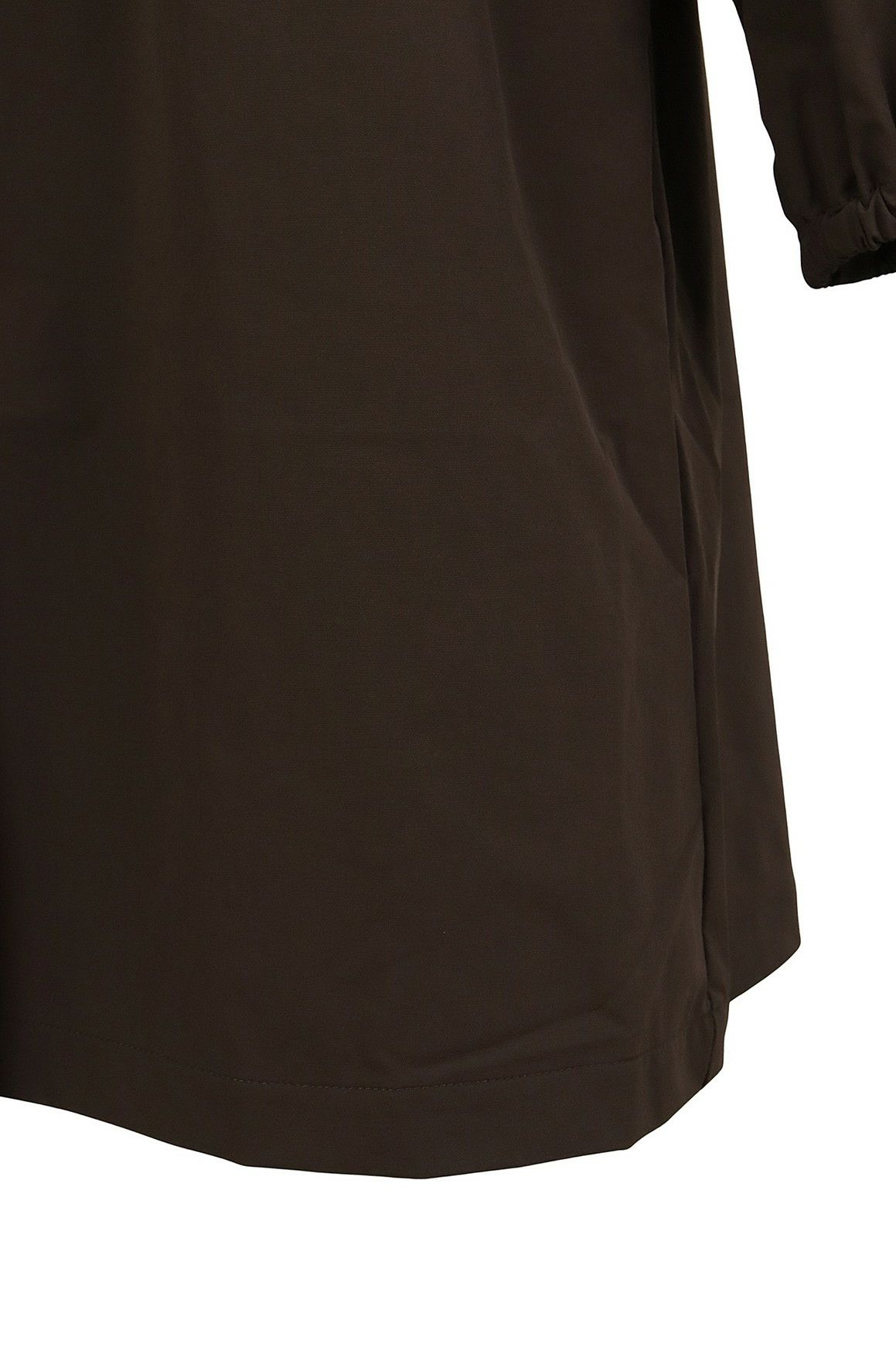 ピーダブリュサーキュラスのワンピース