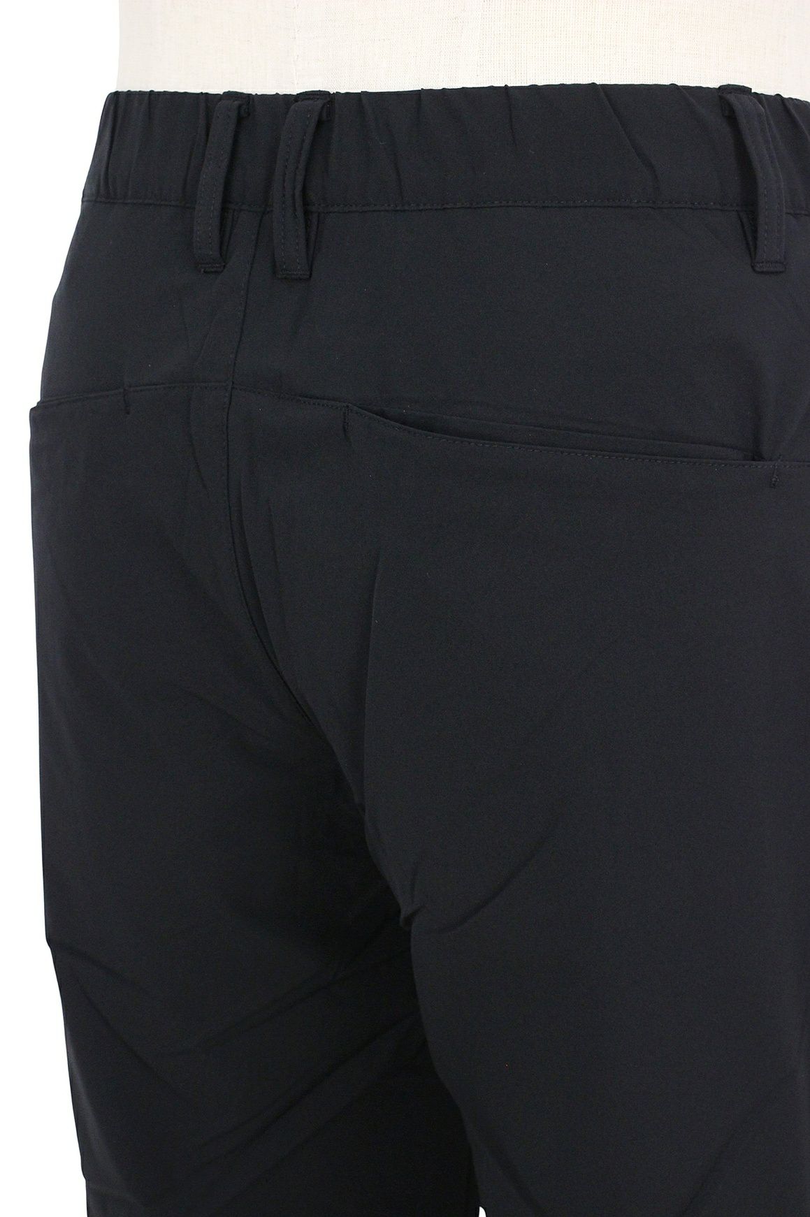 ニューバランスのロングパンツ