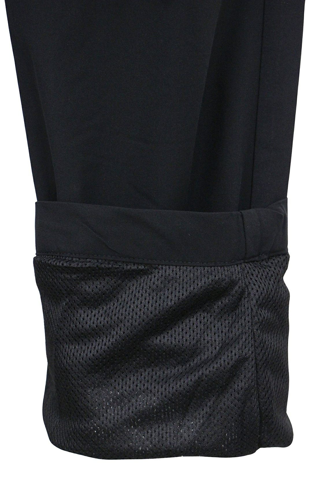 ニューバランスのロングパンツ